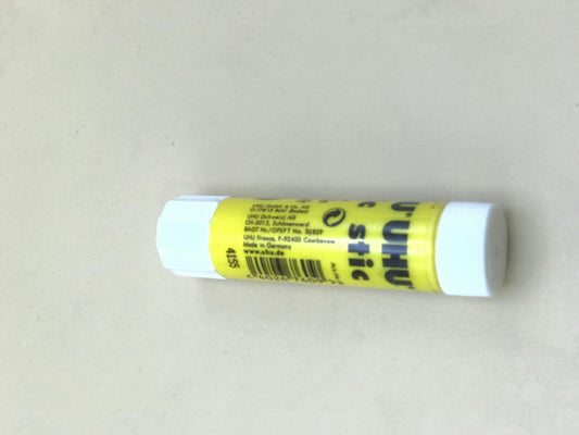 កាវស្ងួត-uhu-8g
